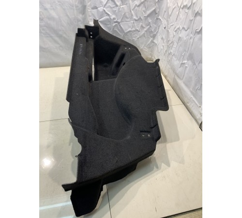 Обшивка багажника