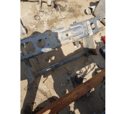 Кронштейн рамы передний в сборе