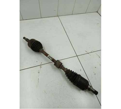 Привод (полуось) передний левый