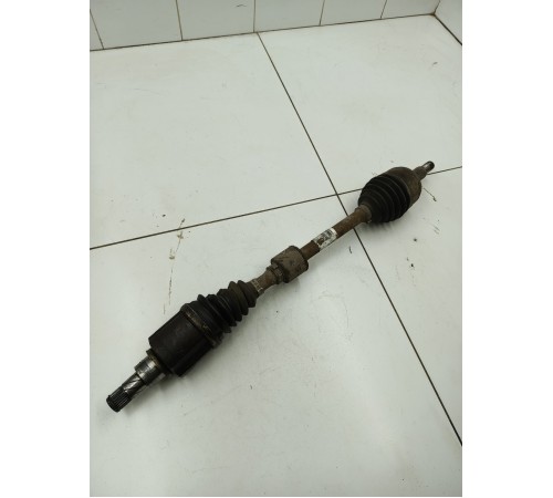 Привод (полуось) передний левый