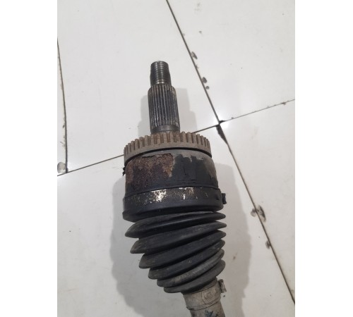 Привод (полуось) передний правый