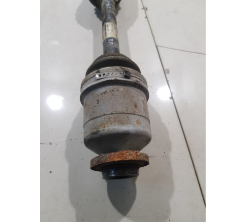 Привод (полуось) передний правый