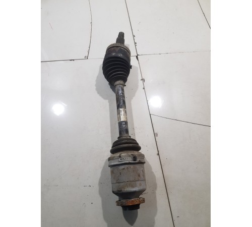 Привод (полуось) передний правый