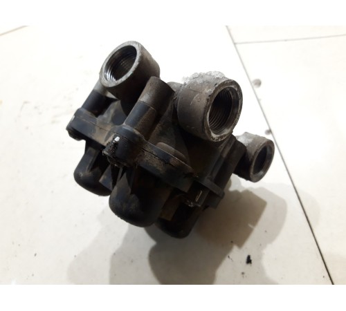 Кран пневматический защитный 4-х контурный