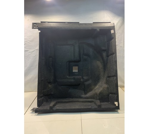 Обшивка пола багажника