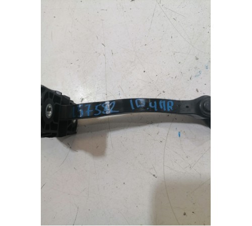 Ограничитель двери передний правый