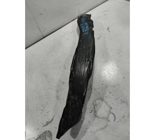 Пыльник крыла передний правый