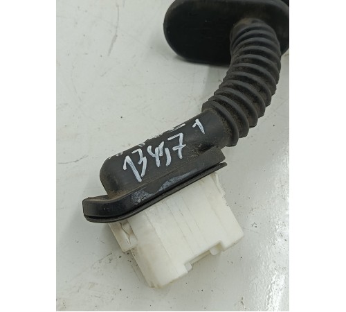 Электропроводка двери задняя левая