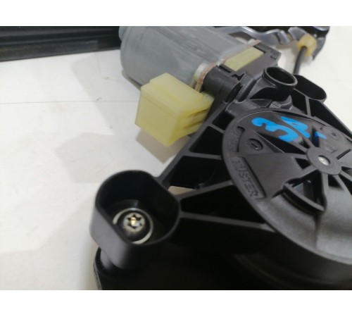 Стеклоподъёмник задний правый