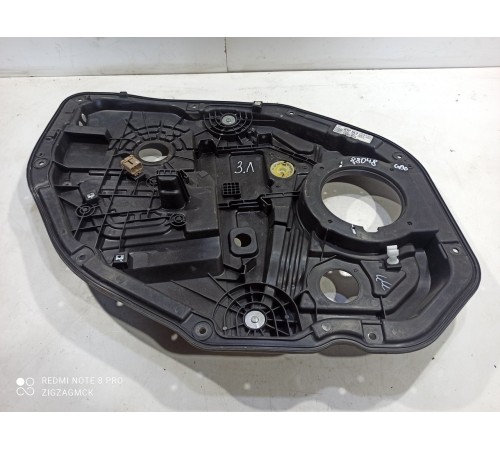 Стеклоподъемник (задний левый)