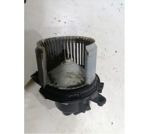 Моторчик отопителя печки