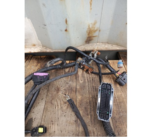 Электропроводка подкапотная с монтажным блоком