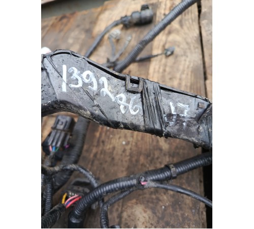 Электропроводка подкапотная с монтажным блоком