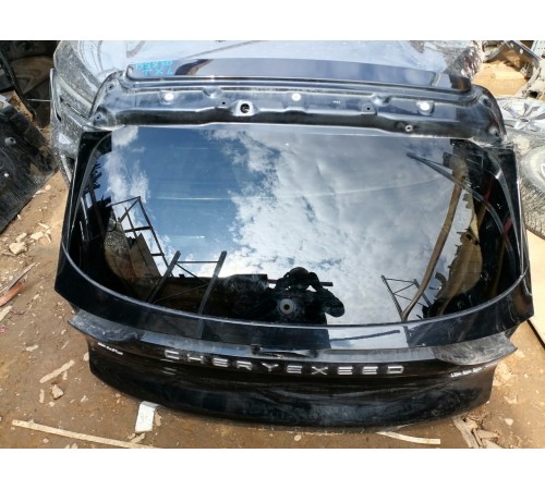 Крышка багажника в сборе со стеклом