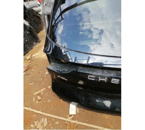 Крышка багажника в сборе со стеклом