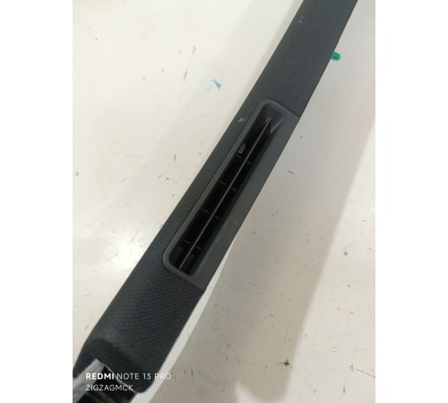 Обшивка стойки лобового стекла правая