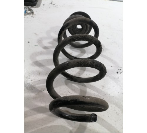 Пружина подвески задняя