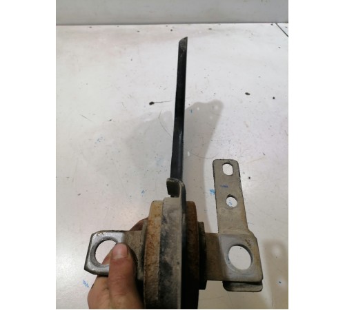 Рычаг продольный задний правый