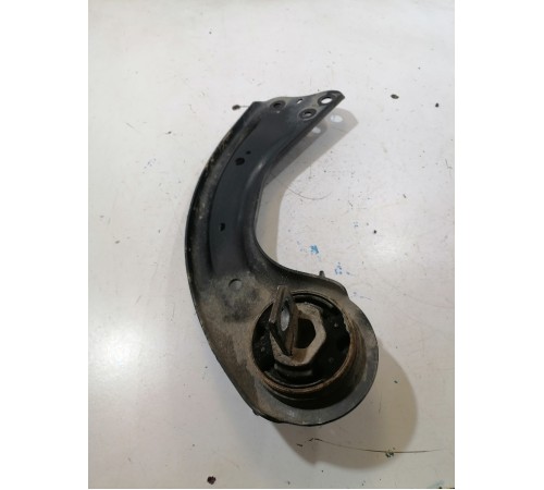 Рычаг продольный задний правый