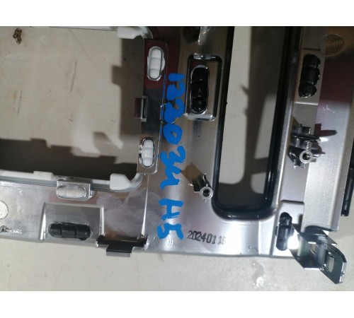 Накладка центральной консоли декоративная