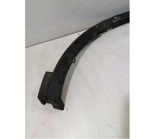 Накладка крыла передняя правая