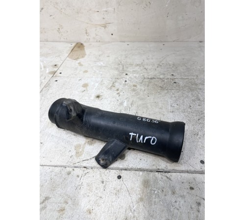 Патрубок воздушного фильтра