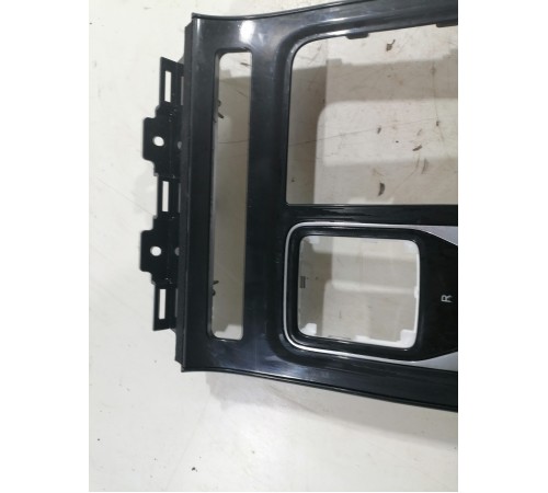 Накладка центральной консоли декоративная