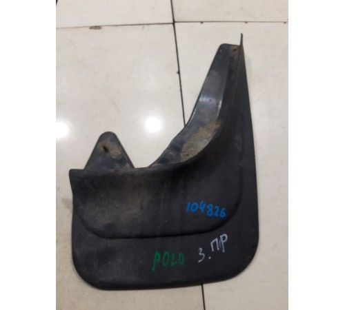 Брызговик (задний, правый)