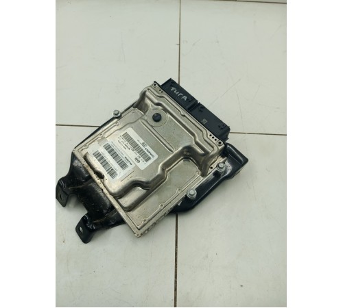 Блок управления двигателем