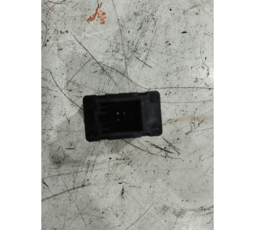 Кнопка подогрева сиденья задняя левая