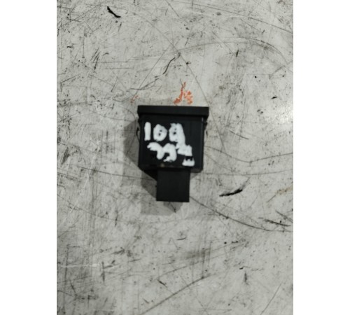 Кнопка подогрева сиденья задняя левая