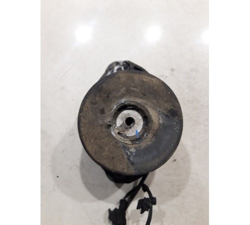 Опора двигателя правая