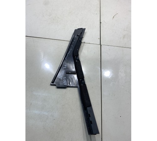 Накладка двери задней левой наружняя угол