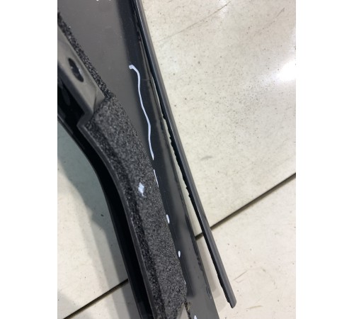 Накладка двери задней левой наружняя угол