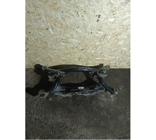 Балка подвески (подрамник) задняя