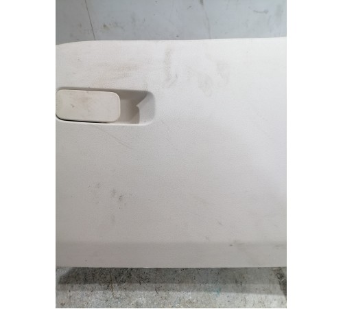 Бардачок ящик торпедо правый