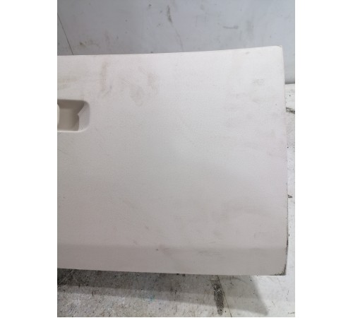 Бардачок ящик торпедо правый