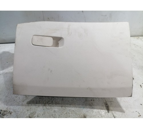 Бардачок ящик торпедо правый