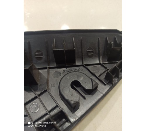 Уголок двери (задний, левый)