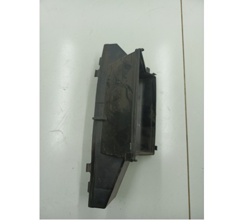 Впускной патрубок