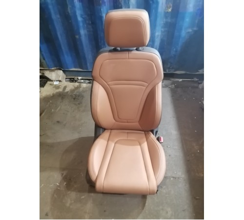 Сиденье переднее правое