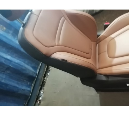 Сиденье переднее правое