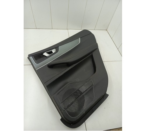 Обшивка двери задняя правая