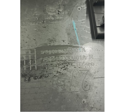 Накладка центральной стойки правая нижняя