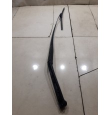 Поводок стеклоочистителя правый