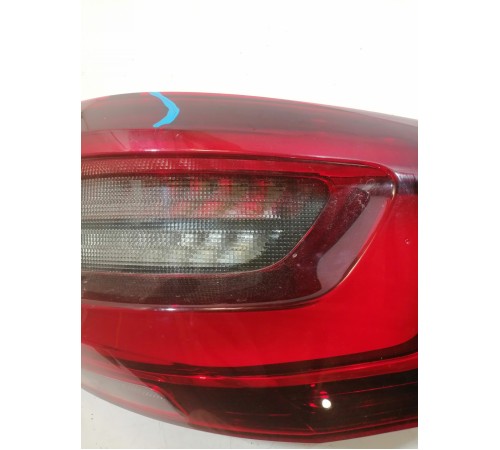 Фонарь задний правый наружный