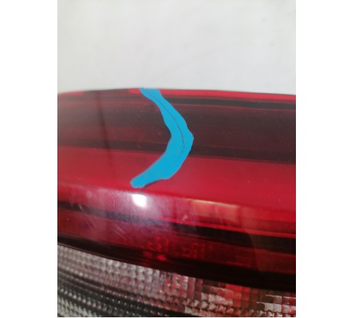 Фонарь задний правый наружный