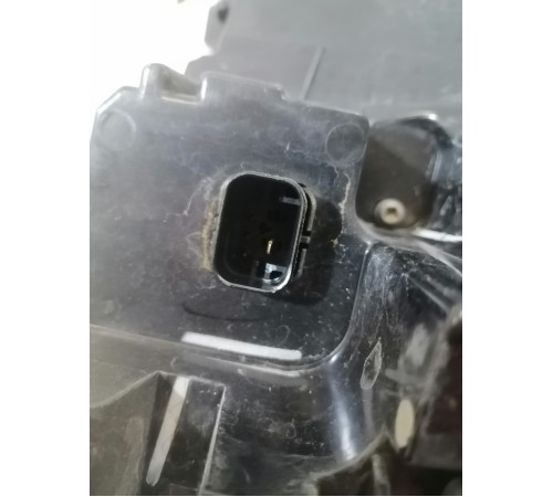 Фонарь задний правый наружный