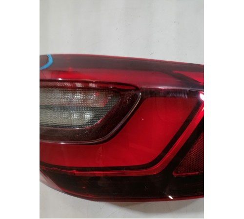 Фонарь задний правый наружный