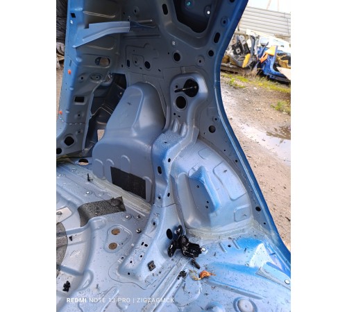 Крыло заднее левое